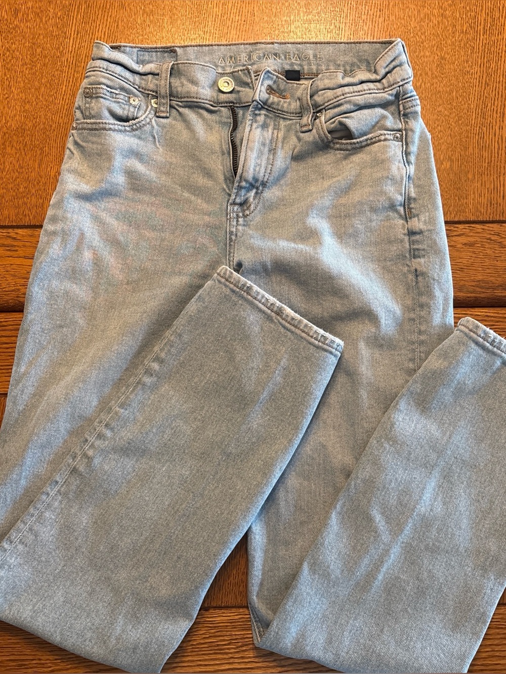 American Eagle Outfitters Light Wash Skinny Jeans